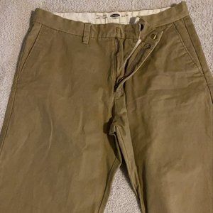 Old Navy Classic Loose Khaki Dress Pants